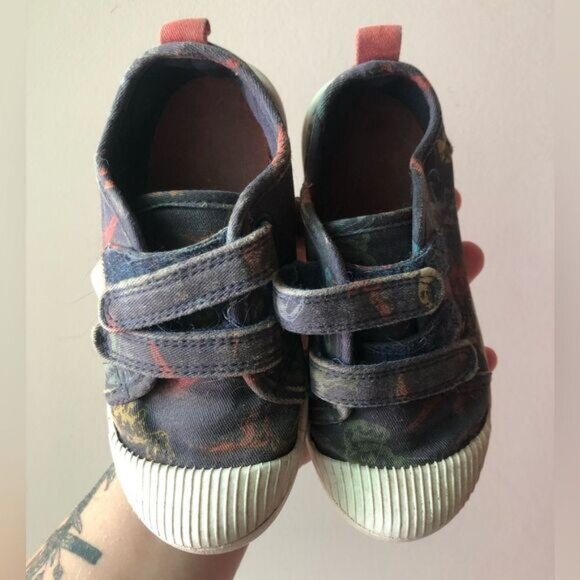 Dinosaur Shoes - Picture 1 of 3